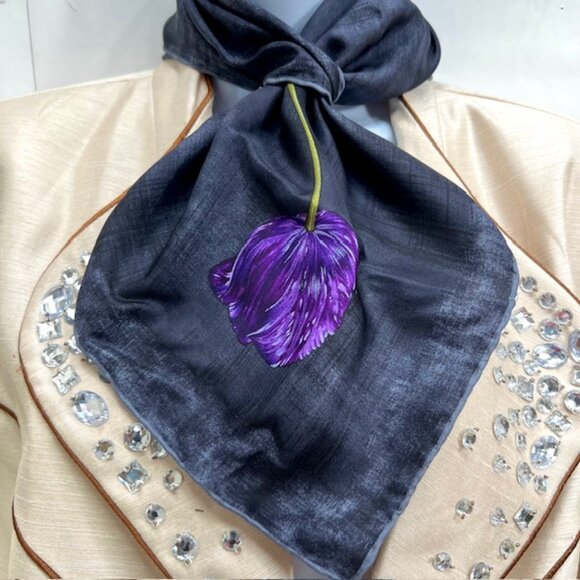 Authentic 100% Silk Gucci Mini Scarf/handkerchief 19"Gray Black Purple Flower(25 - Picture 2 of 12